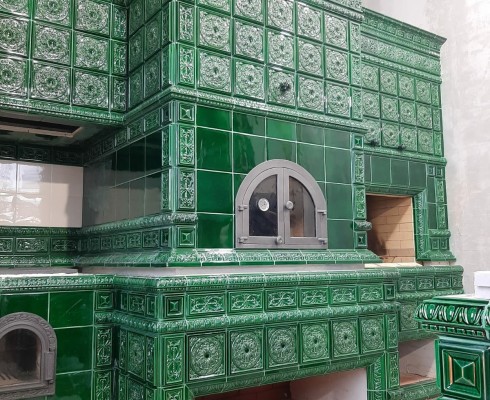 Отделка изразцами